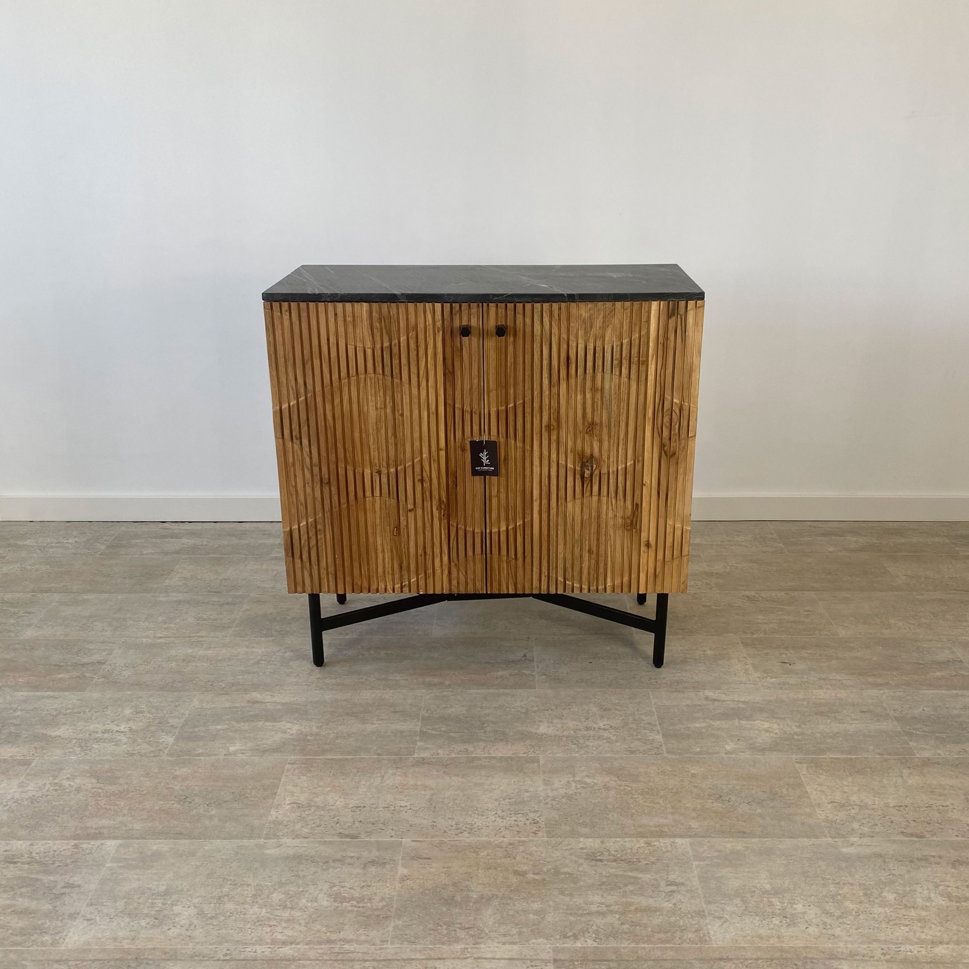 mueble bar acacia