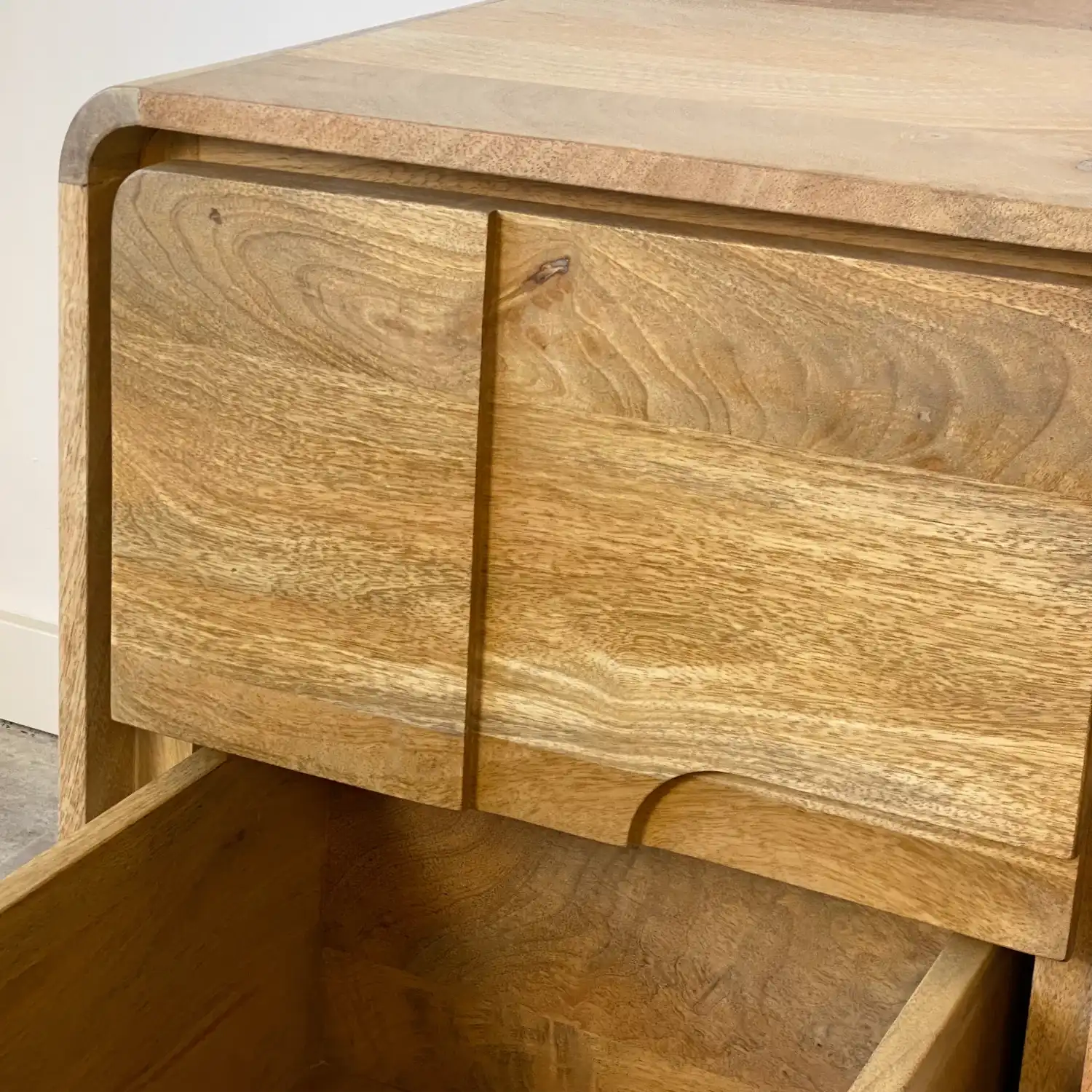 mesita noche 2 cajones