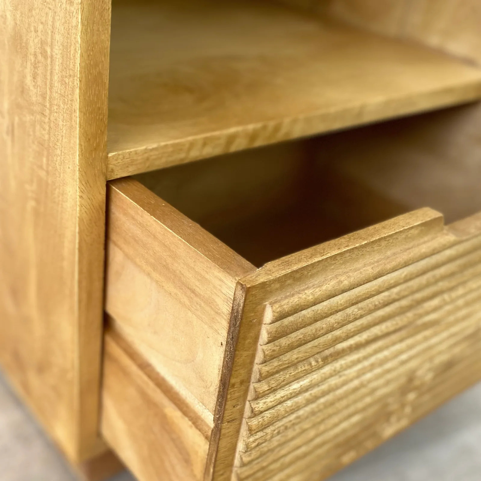 Mesita noche madera mango BASIC - Imagen 6